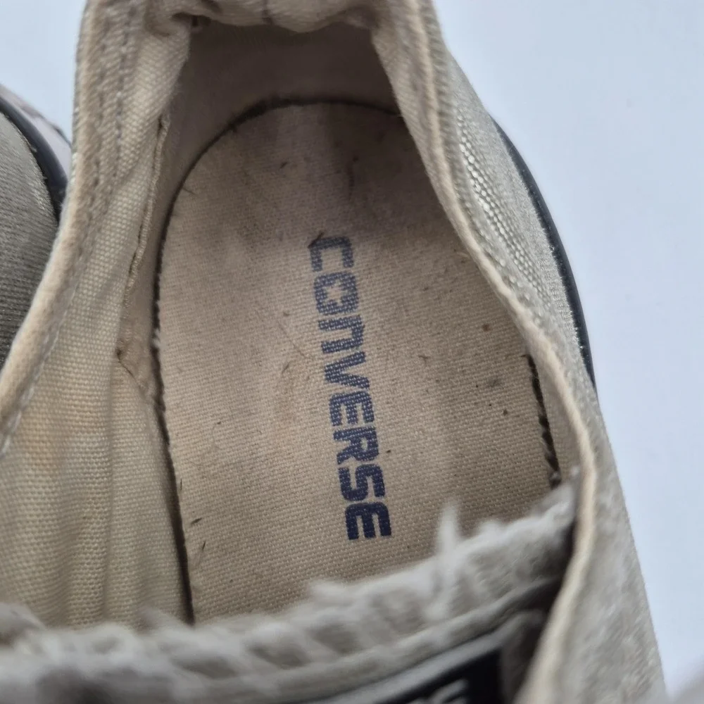 Converse Chuck Taylor All Star Shoes Youth Size 2 Gold Canvas Low‎ Top Sneakers